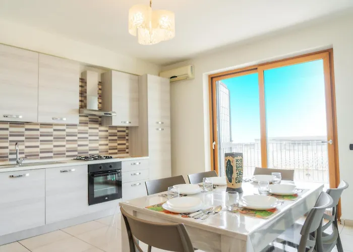 Free Parking Vista Mare *